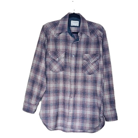 Pendleton long sleeve 100% Virgin Wool button down flannel Size Medium